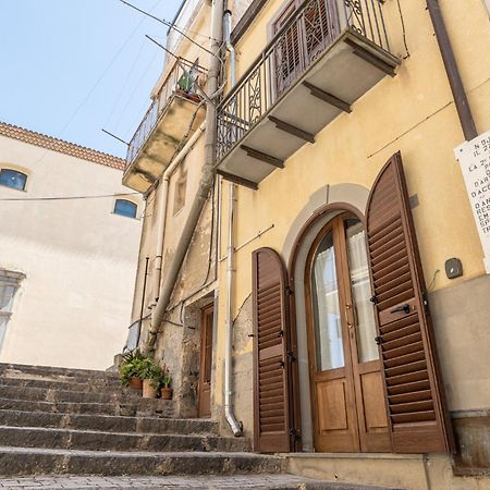 La Casa Del Sarto Villa Sperlinga Eksteriør billede