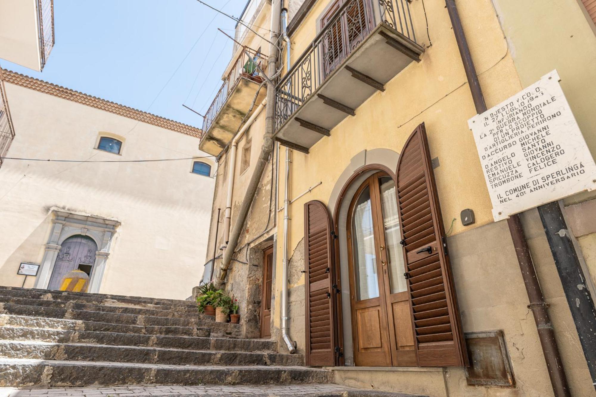 La Casa Del Sarto Villa Sperlinga Eksteriør billede